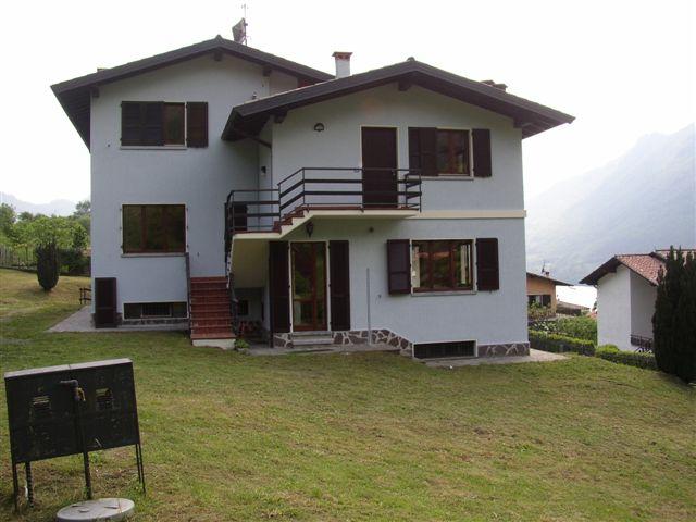 Casa Maria vista esterna - Lago d' Idro - Hotel Alpino
