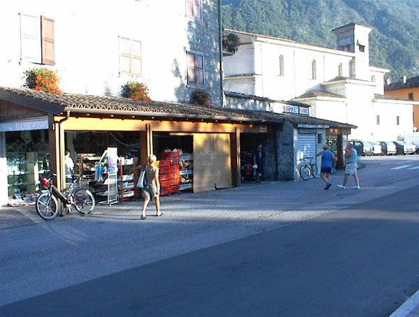 Idro lake, Hotel Alpino Near market