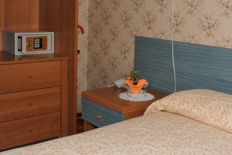 Schlafzimmer - Hotel Alpino - Idro See