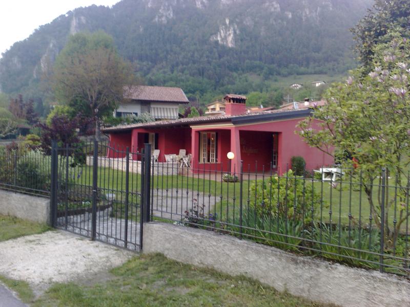 Villa Stefano Lago d'Idro: esterno
