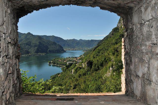 Vista del lago di Idro dalla Rocca d'Anfo